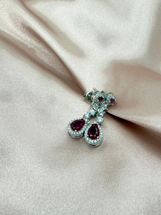 Aretes rubí gota