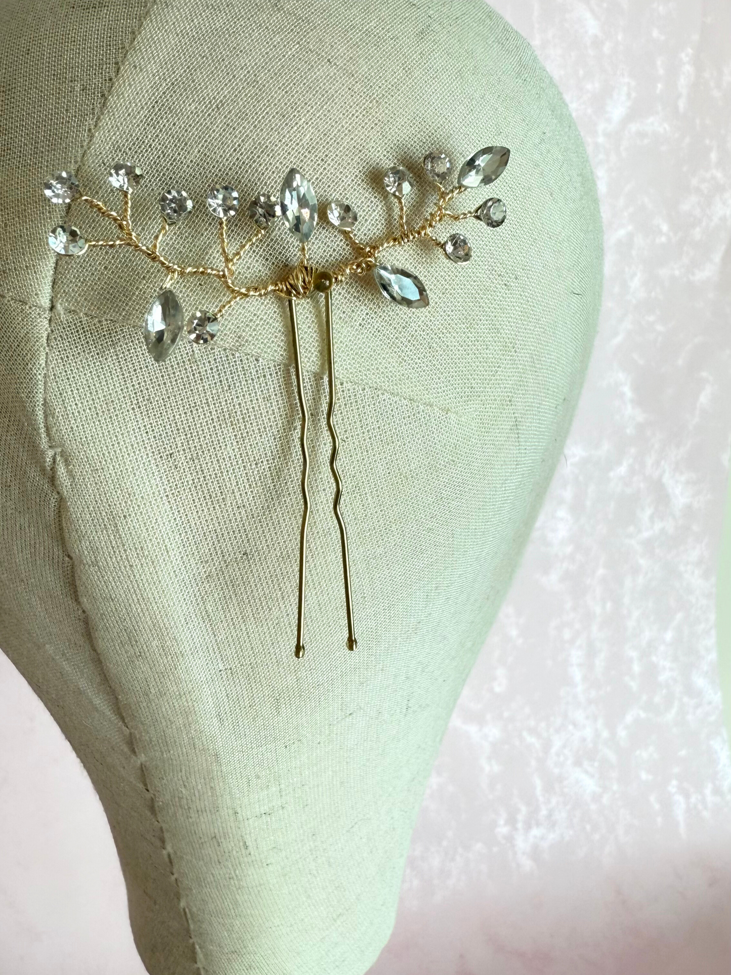 Hair Pin Cristales Dorado