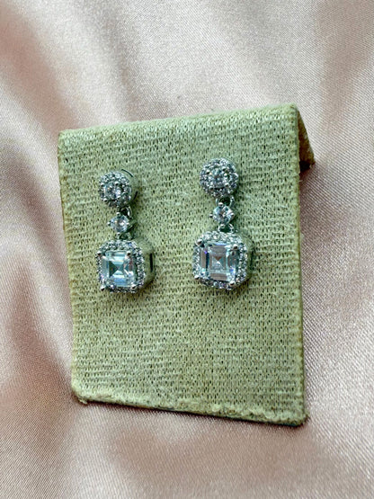 Aretes Circonias Cuadradas