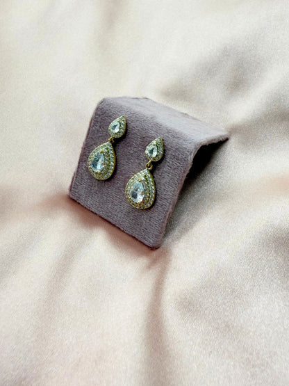 Aretes Dorados Gota