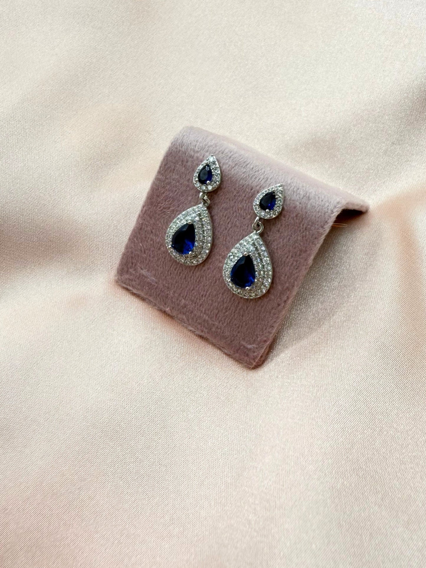Aretes Zafiro Gota
