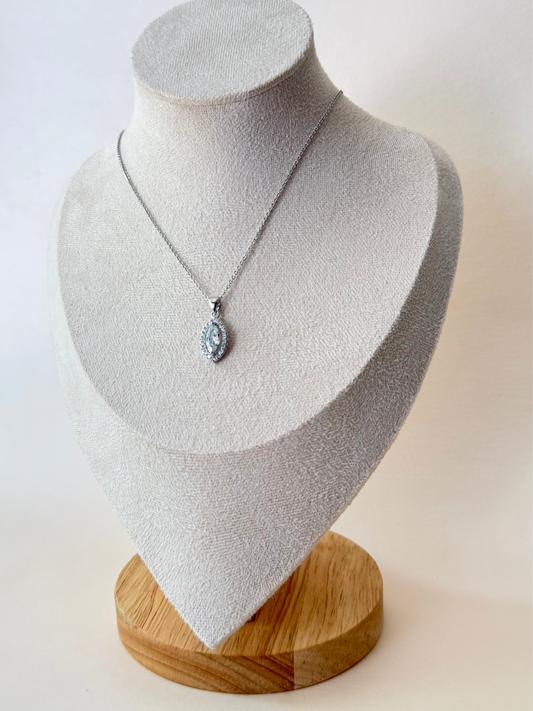 Collar Oval Plateado