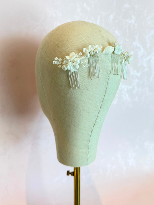 Peinetas porcelana y perlas