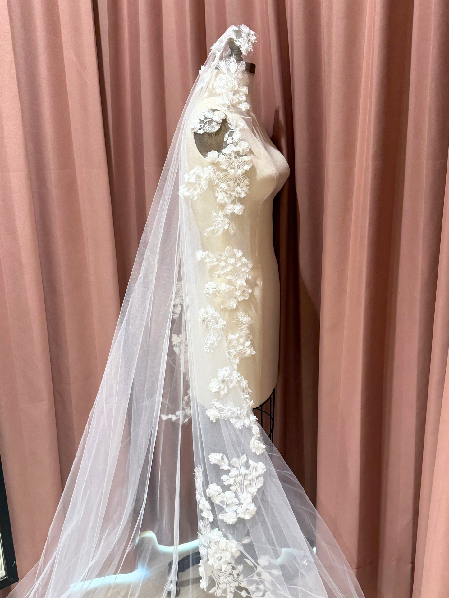 Mantilla Aplicaciones 3D Floral