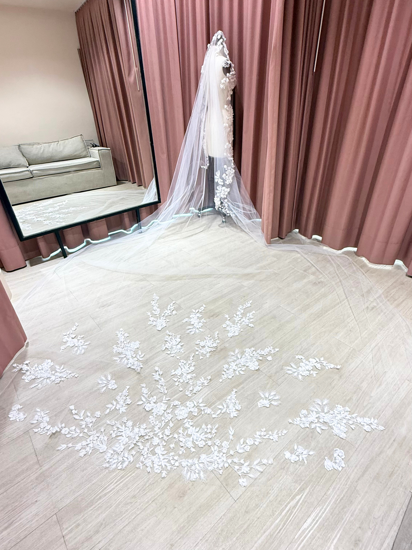 Mantilla Aplicaciones 3D Floral