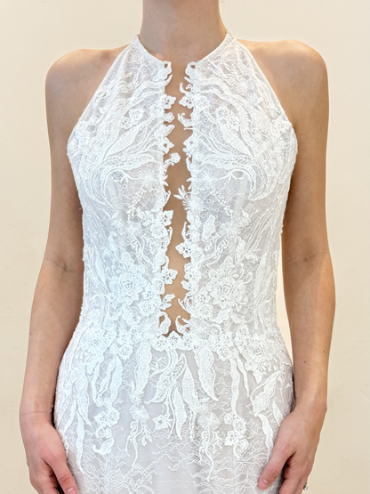 C363 Halter Chantilly