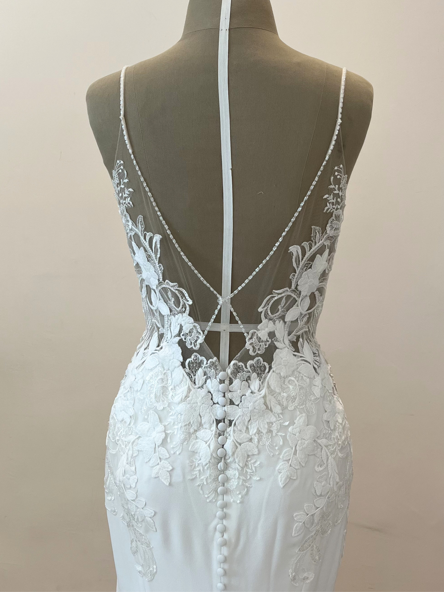C378 Enzoani