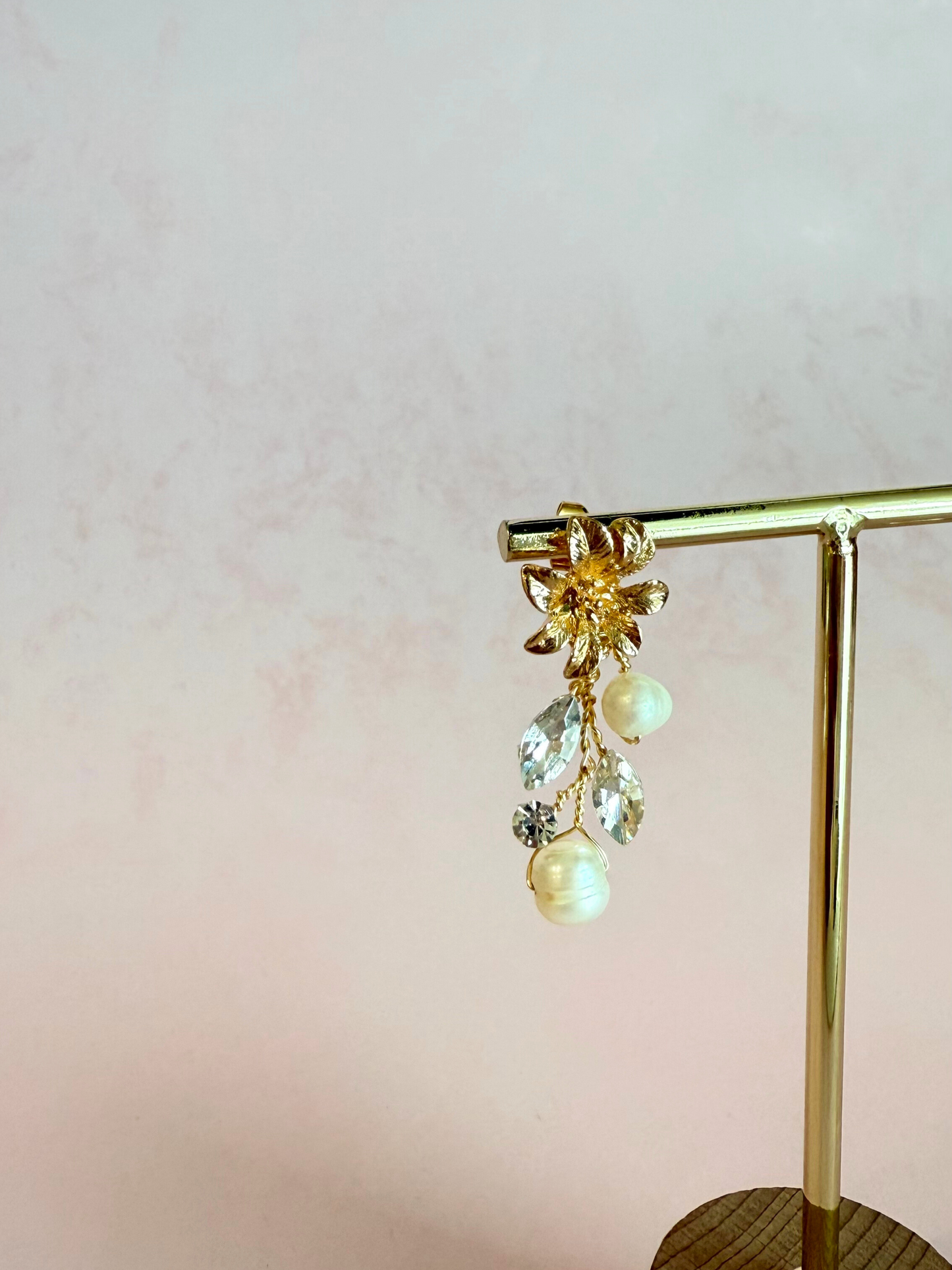 Aretes Flor Dorada