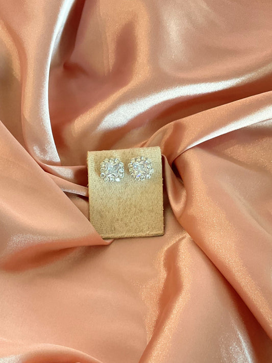 Aretes flor cuadrada