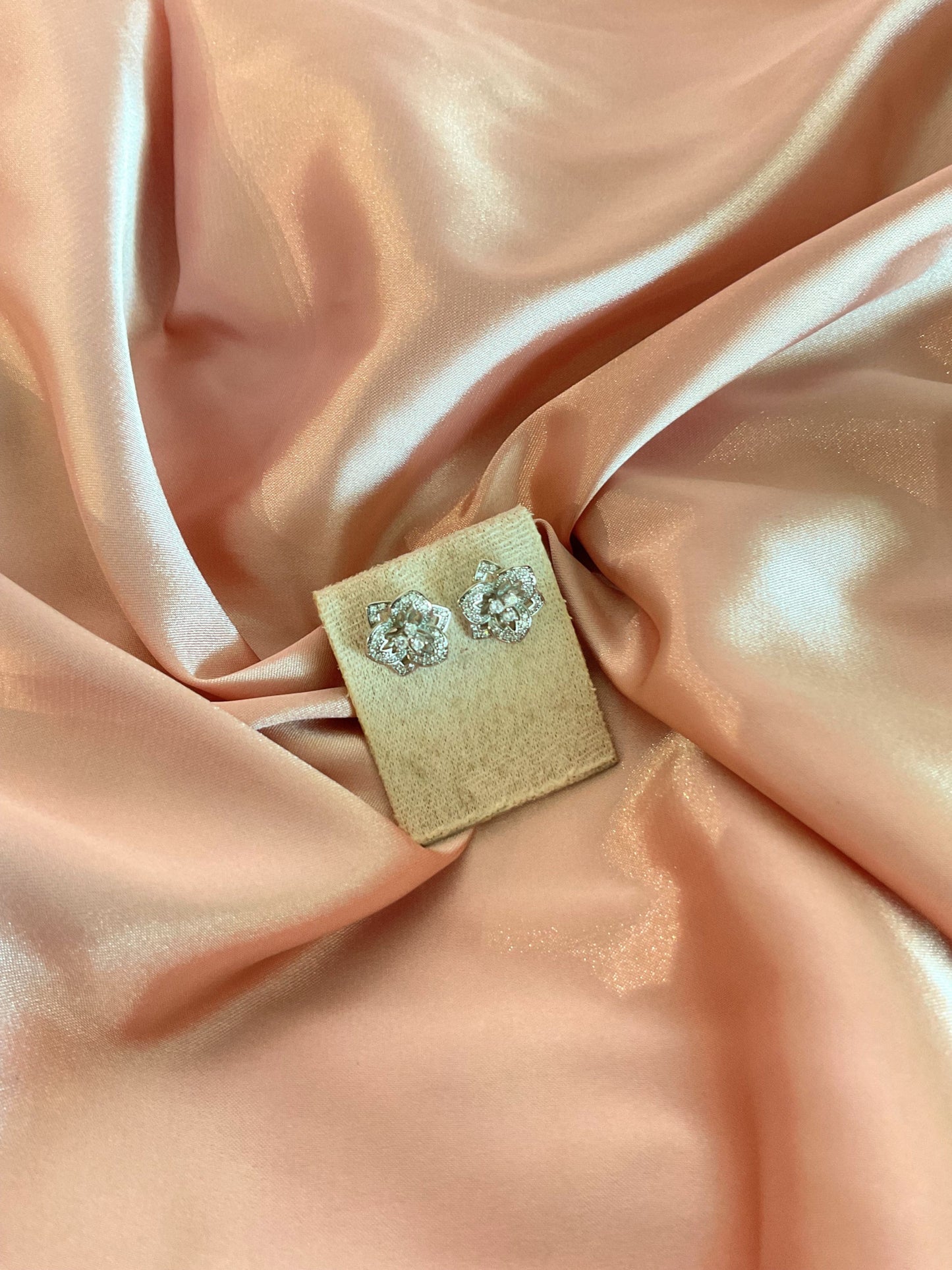 Aretes flor plata