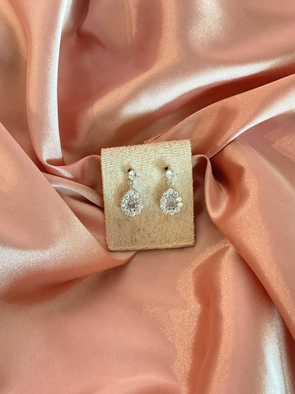 Aretes doble nivel gota colgante