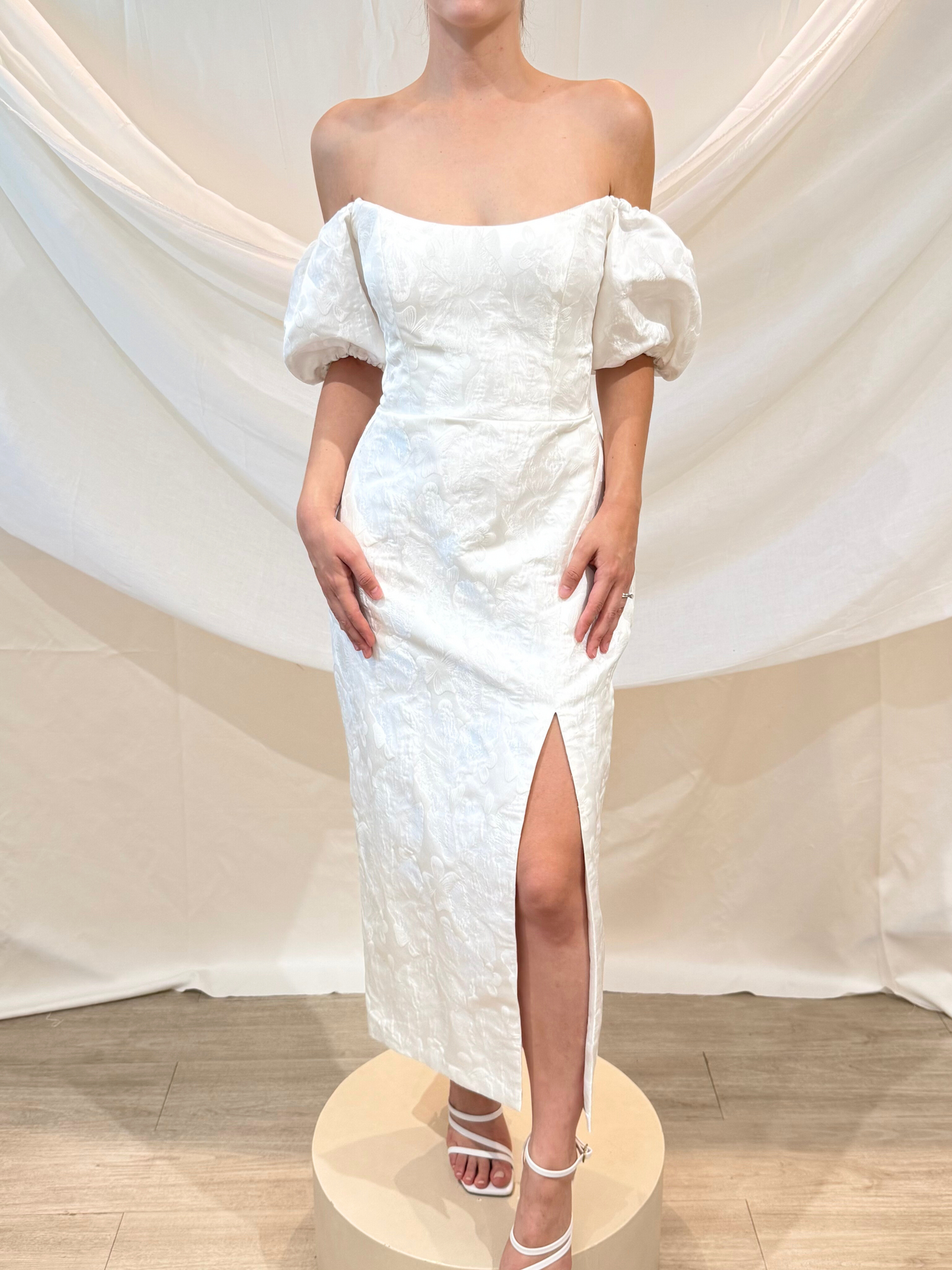 Vestido Midi Novia Texturizado
